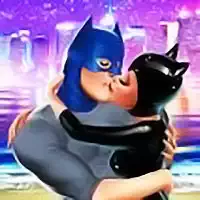 Нічний Поцілунок Жінки-Кішки скріншот гри